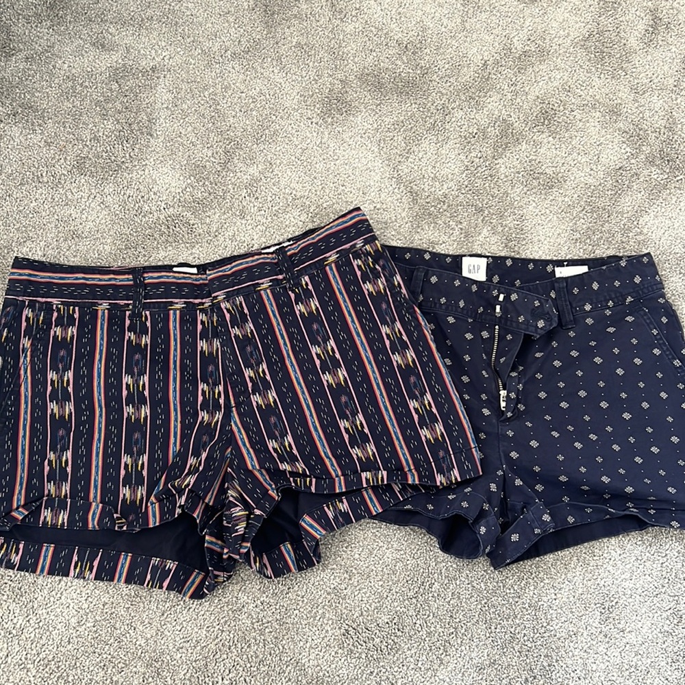 GAP bundle shorts
